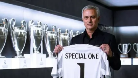 related_news_inside_blogsعودة "السبيشال وان".. ريال مدريد يعلن التعاقد مع جوزيه مورينيو حتى 2029 رسميا