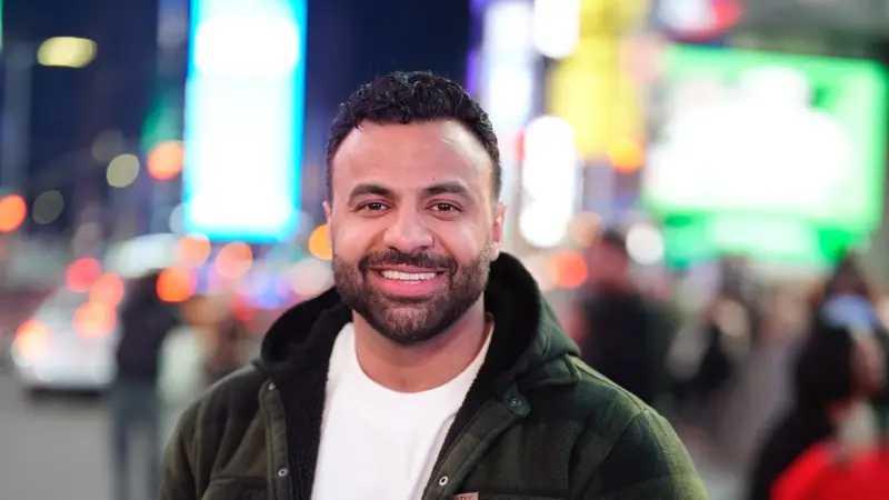 مفاجأة صادمة.. ما حقيقة سحب الجنسية من البلوغر علي حسن؟