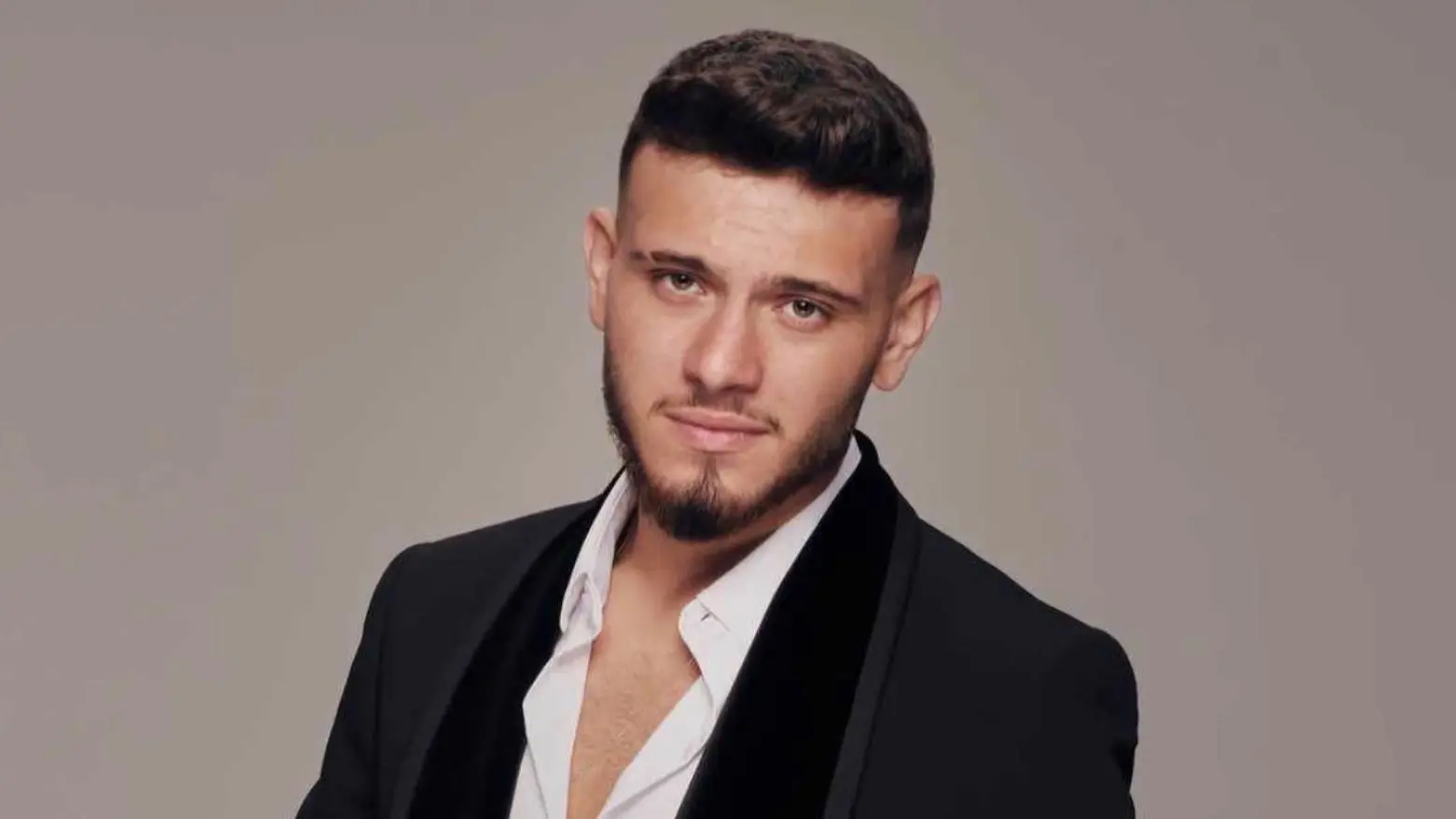 بعد وفاتها.. الشامي يكشف كلمات مؤثرة من متابعة رافقته منذ بداياته (إكس) بعد وفاتها.. الشامي يكشف كلمات مؤثرة من متابعة رافقته منذ بداياته (إكس)