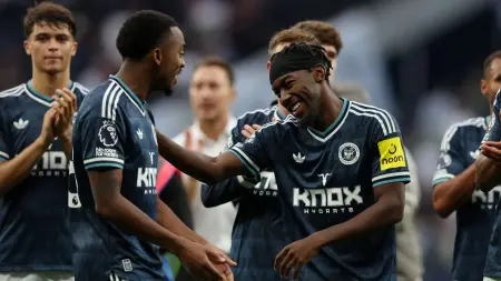 الدوري الإنجليزي - توتنهام يسقط مجددًا وانتصار مستحق لنيوكاسل في لندن