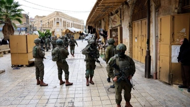 عملية إسرائيلية "واسعة" في الضفة.. انتشار مكثف واعتقالات 