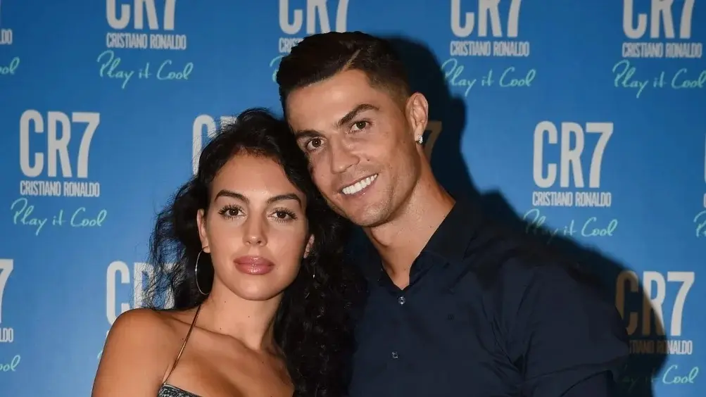 موعد حفل زفاف كريستيانو رونالدو وجورجينا رودريغيز لم يعلن حتى الآن (إكس) موعد حفل زفاف كريستيانو رونالدو وجورجينا رودريغيز لم يعلن حتى الآن (إكس)