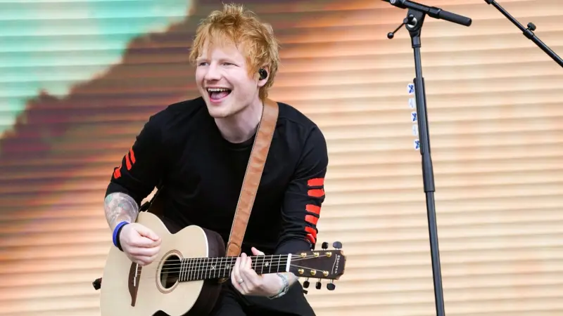 محاكمة إد شيران في أميركا.. والسبب؟