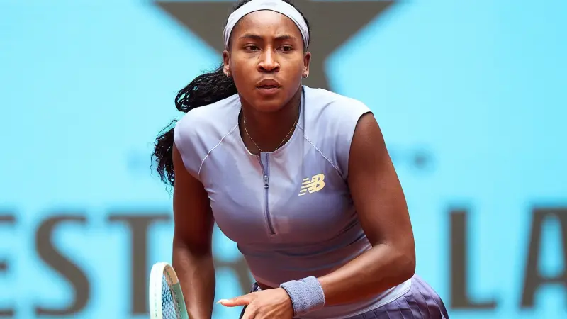 مدريد للتنس: غوف تسحق شفيونتيك وتبلغ النهائي