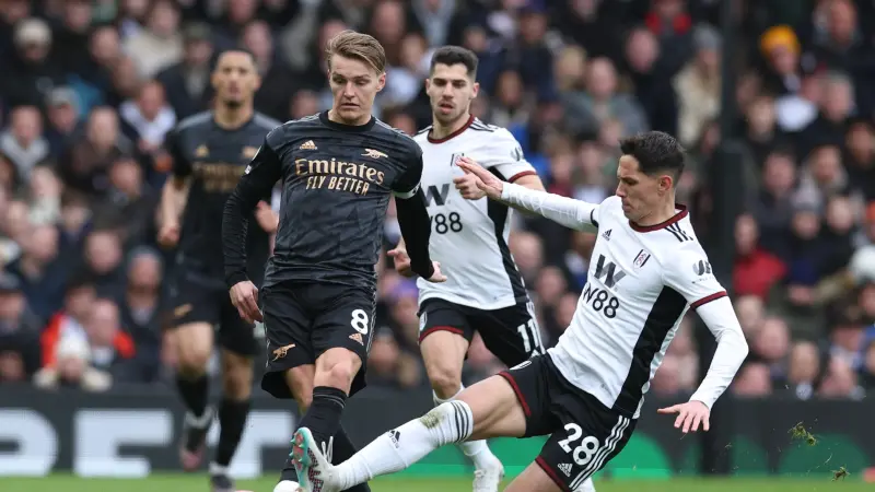 أرسنال يعزّز صدارته للدوري الإنجليزي الممتاز ومانشستر يونايتد يفقد نقطة