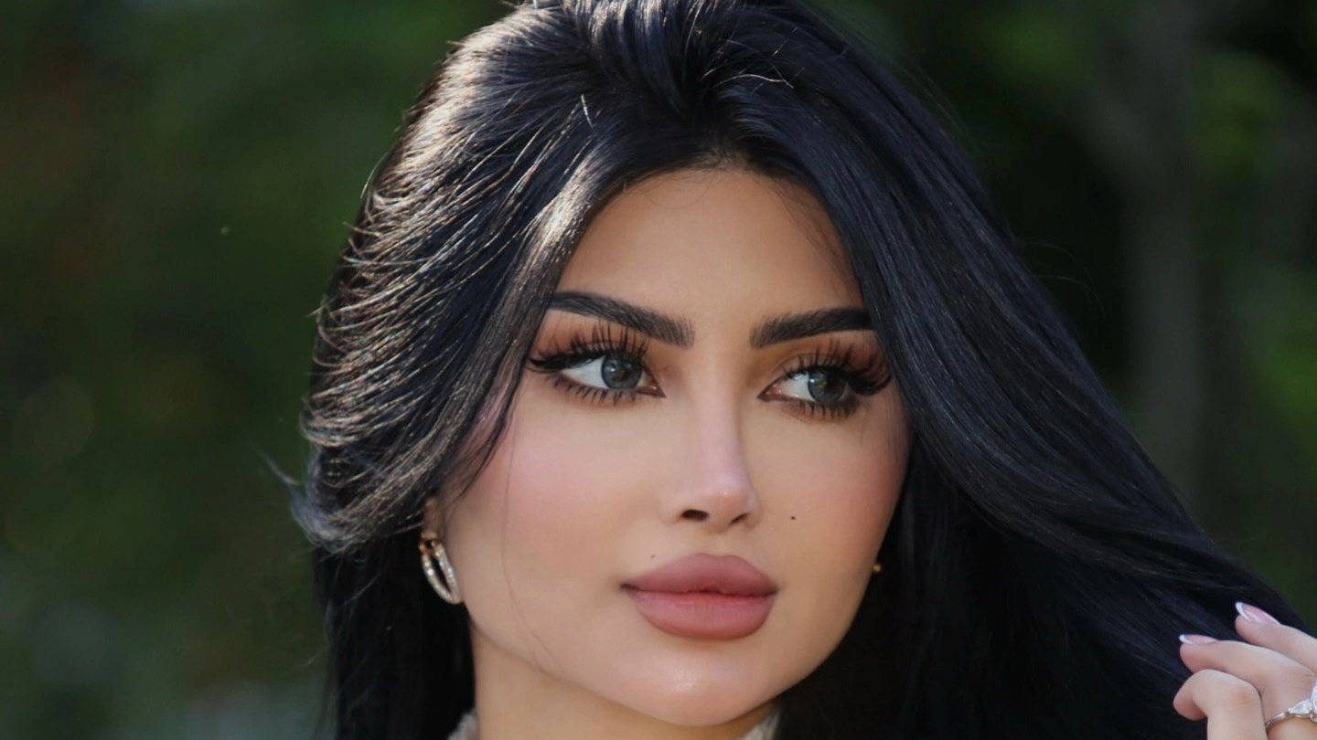 ملكة كابلي تكشف لأول مرة سبب طلاقها ومعاناتها النفسية 