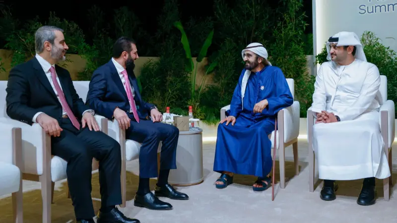 صور - محمد بن راشد يستقبل الشرع لتعزيز العلاقات والتعاون المشترك