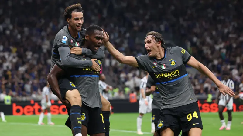 القنوات الناقلة لمباراة إنتر ميلان ضد روما اليوم في الدوري الإيطالي مع الموعد والتشكيلة