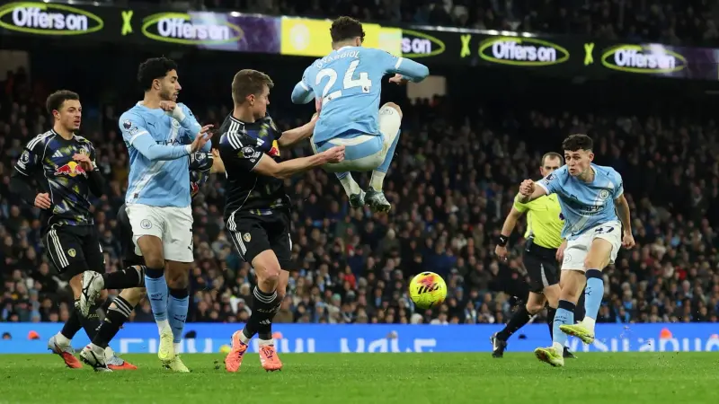 نتيجة وملخص مباراة مانشستر سيتي ضد ليدز يونايتد.. انتصار عسير