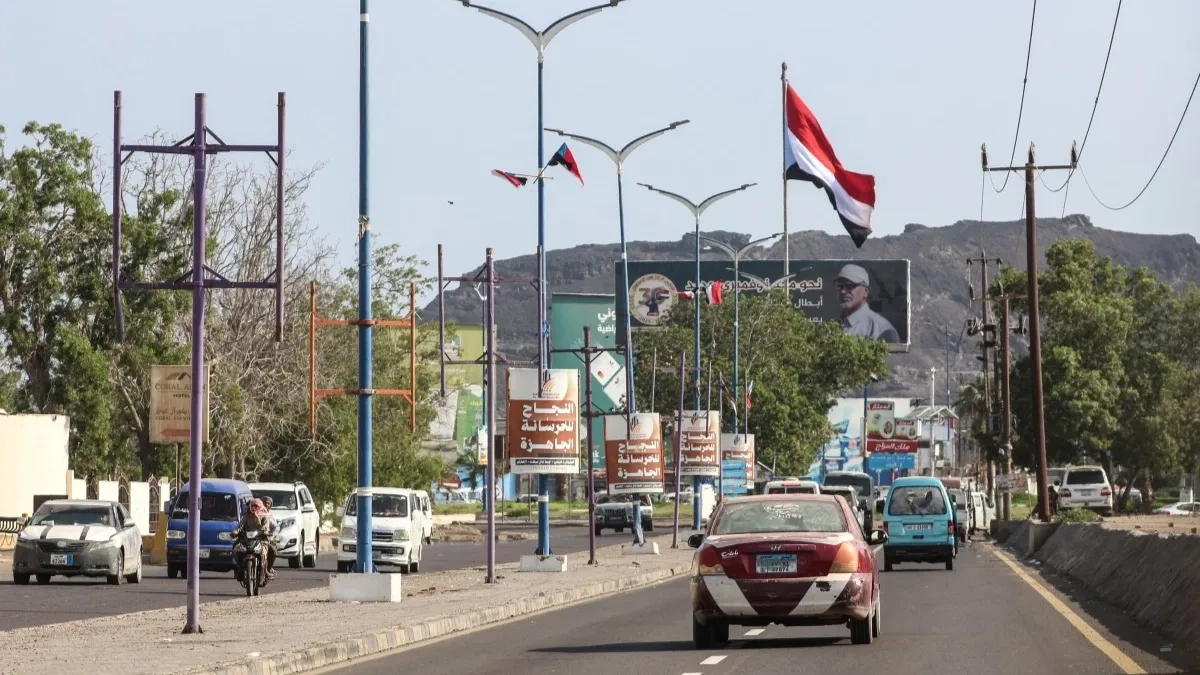 انقسامات المجلس الرئاسي.. ما وراء أزمة تغلغل "الإخوان" باليمن؟ 