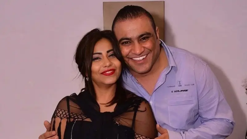 شقيق شيرين عبد الوهاب يهاجم الإعلام ويكشف كواليس أزمتها