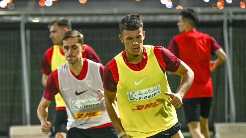 القطرية مع الموعد والتشكيلة QSL القنوات الناقلة لمباراة الريان وقطر اليوم في كأس