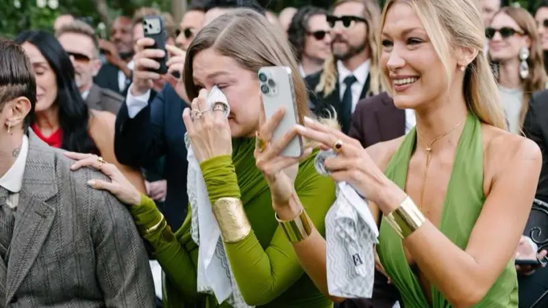 صور - أجواء خطفت الأنظار.. زواج شقيقة بيلا وجيجي حديد