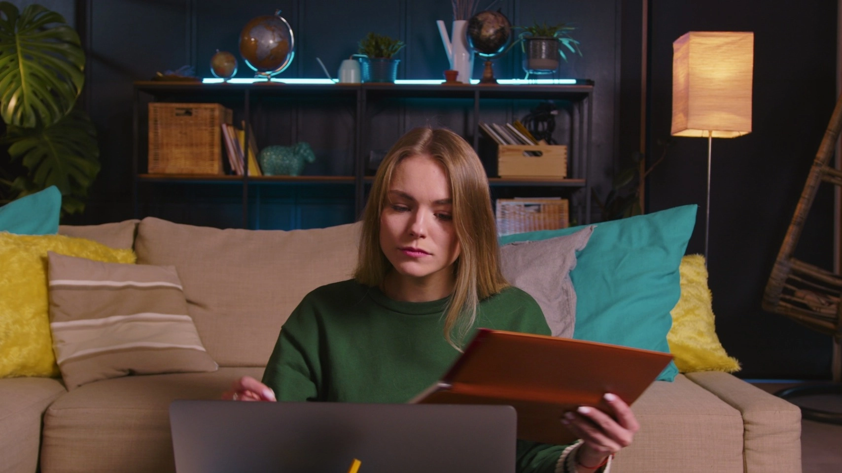 هذا الجيل يعاني من الإرهاق في العمل أكثر من أي جيل آخر 