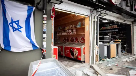 related_news_inside_blogsكلفة باهظة لحرب إيران على إسرائيل وسموتيريش يضع شرط النهاية