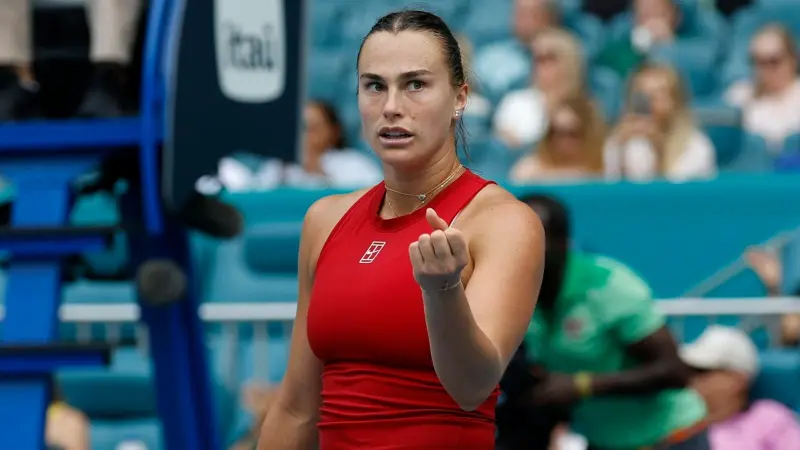 دورة ميامي للتنس- زفيريف إلى ثمن النهائي وسابالينكا تهزم حاملة اللقب