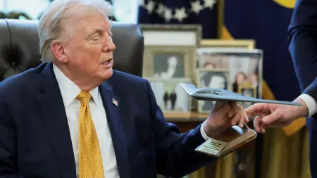 related_news_inside_blogsترامب يضغط عالميا لتصنيف "الحرس الثوري" و"حزب الله" منظمتين إرهابيتين