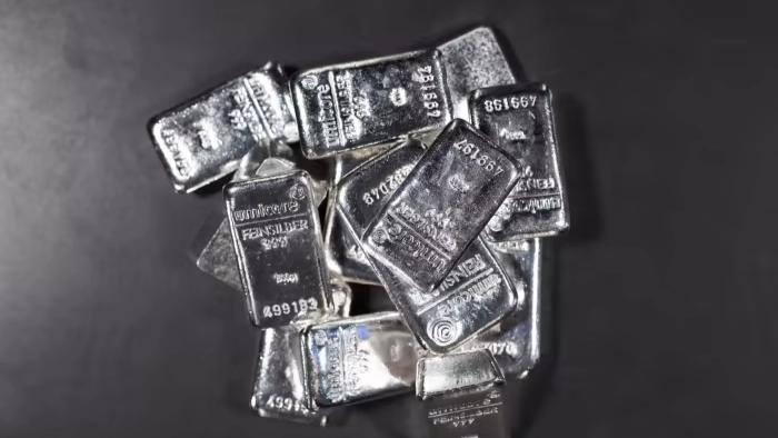 سعر الفضة فى مصر اليوم الخميس 1/1/2026.. ارتفاع نسبي 