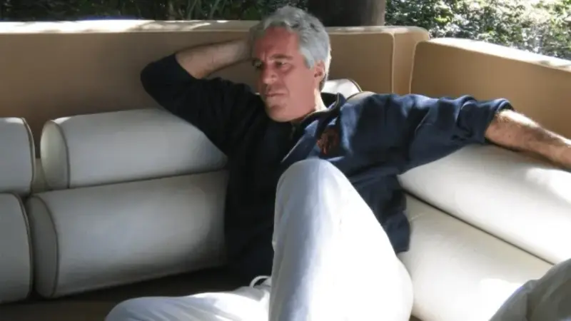 فضيحة إبستين.. شقق في لندن تحولت إلى أوكار لاستغلال النساء