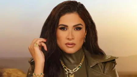 related_news_inside_blogsمحمد سامي يحرج ياسمين عبد العزيز برد قاسٍ أمام الملايين