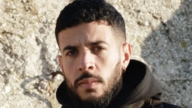 وضع مغني راب مغربي رهن الاعتقال الاحتياطي