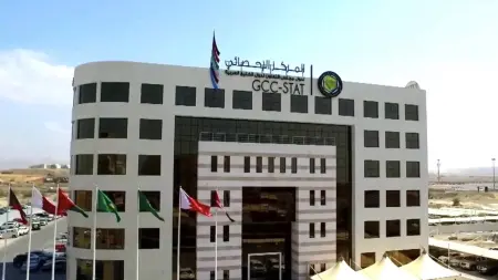 الخليج يراهن على شبابه.. 23.5 مليون شاب يقودون التحول التنموي