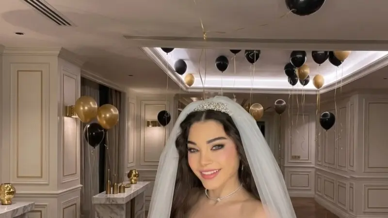 فيديو - بزفة في شوارع القاهرة.. هيفاء وهبي تثير الجدل بالطرحة والفستان