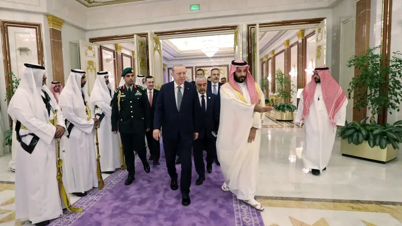 إيران تعلق على اتفاق الدفاع بين السعودية وباكستان وتركيا