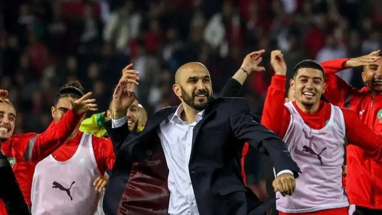 اللائحة ضمت 10 أسماء.. مدرب المغرب الرابع ضمن الأفضل في العالم