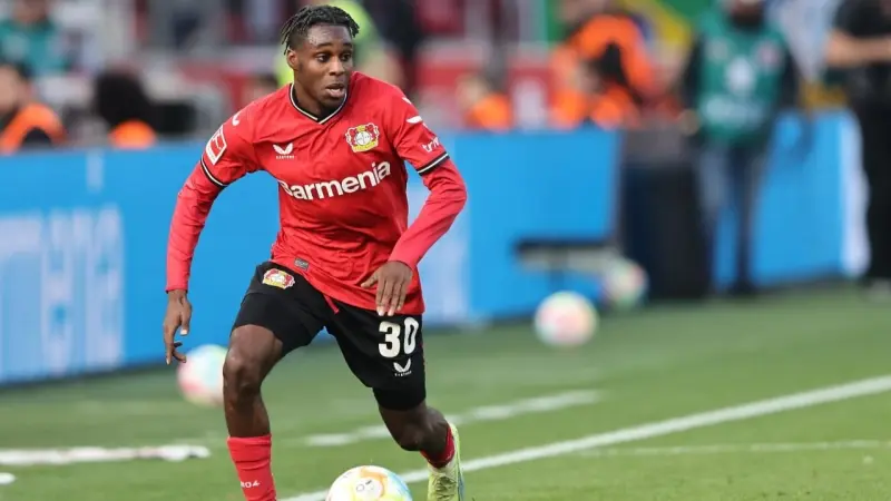 برشلونة يتحرك لتأمين صفوفه.. صفقة محتملة لتعزيز مركز الظهير الأيمن