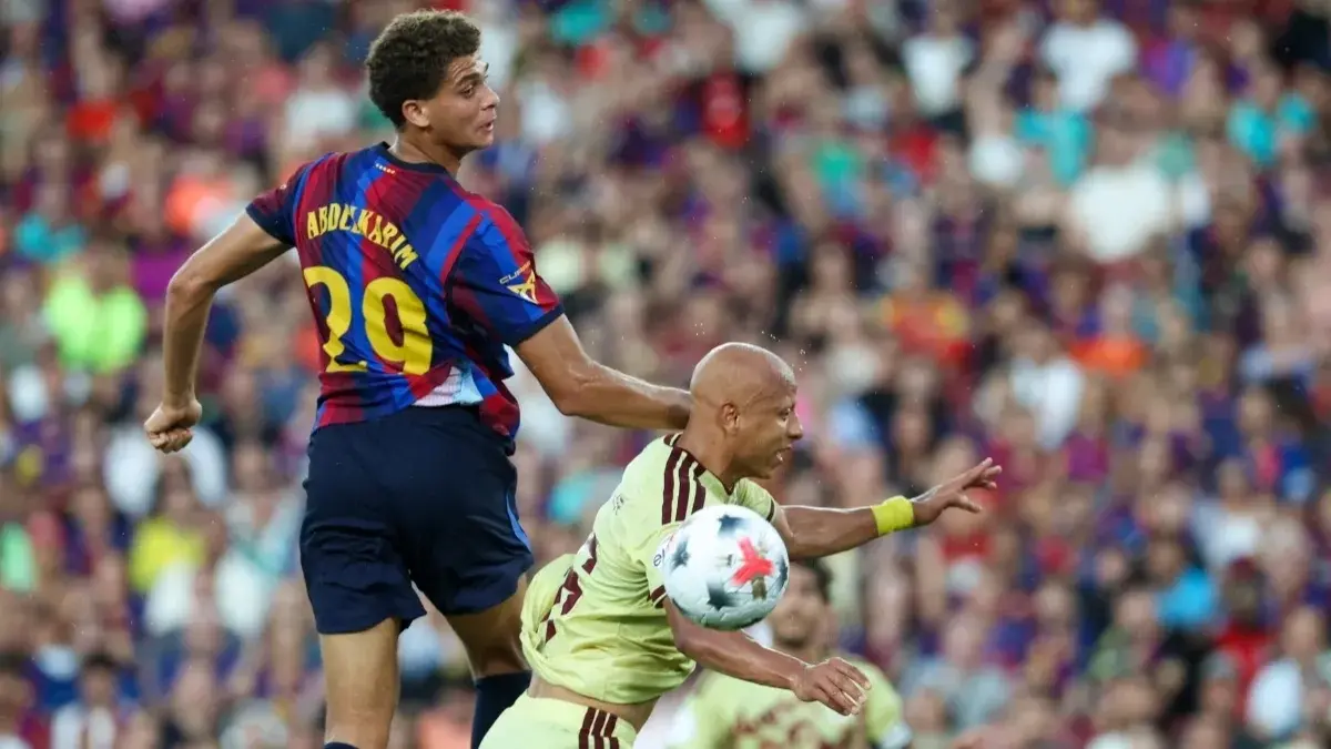 برشلونة يحل ضيفا ثقيلا على إلتشي في الجولة الثانية من الدوري الإسباني (رويترز) برشلونة يحل ضيفا ثقيلا على إلتشي في الجولة الثانية من الدوري الإسباني (رويترز)