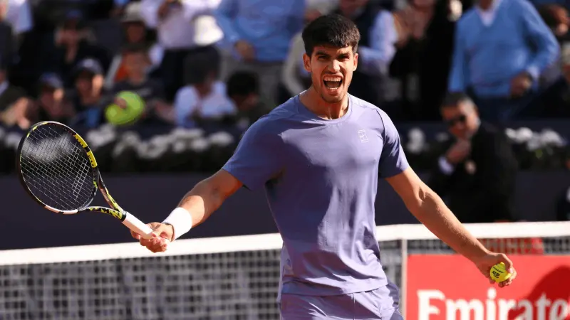 معركة فرنسية إسبانية بين ألكاراز وفيلس في نصف نهائي برشلونة للتنس