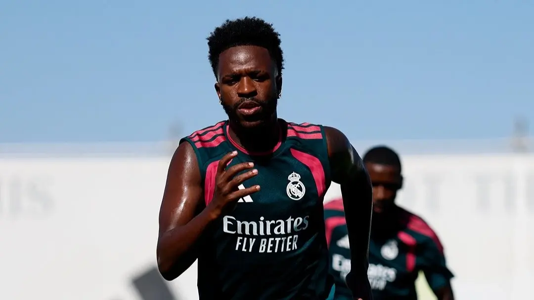 فينيسيوس جونيور مستمر مع ريال مدريد لـ6 سنوات أخرى (إكس) فينيسيوس جونيور مستمر مع ريال مدريد لـ6 سنوات أخرى (إكس)