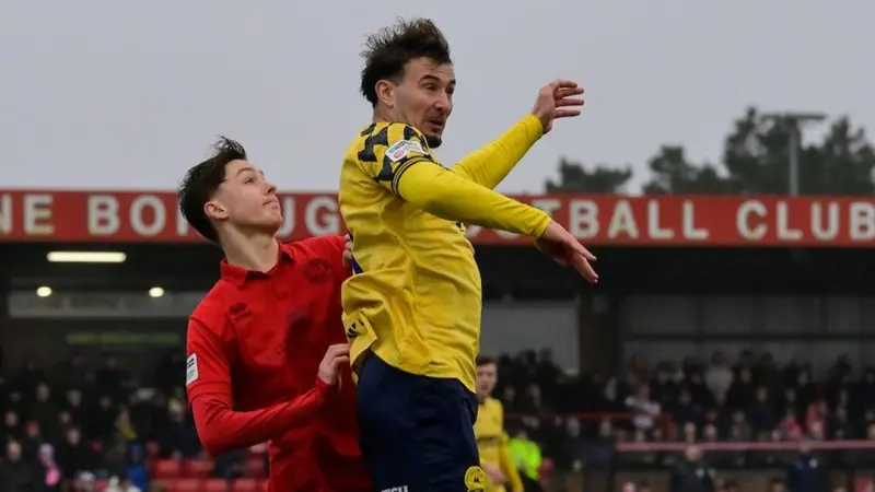 بعد الهزيمة.. جماهير فريق إنجليزي تتهم ناديها بـ"خطف الحافلة" في رحلة العودة