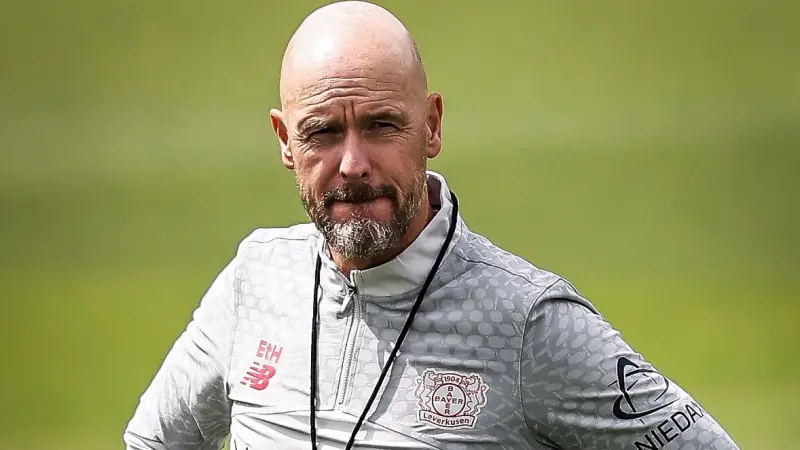 تين هاغ يعلق على الخسارة مع باير ليفركوزن