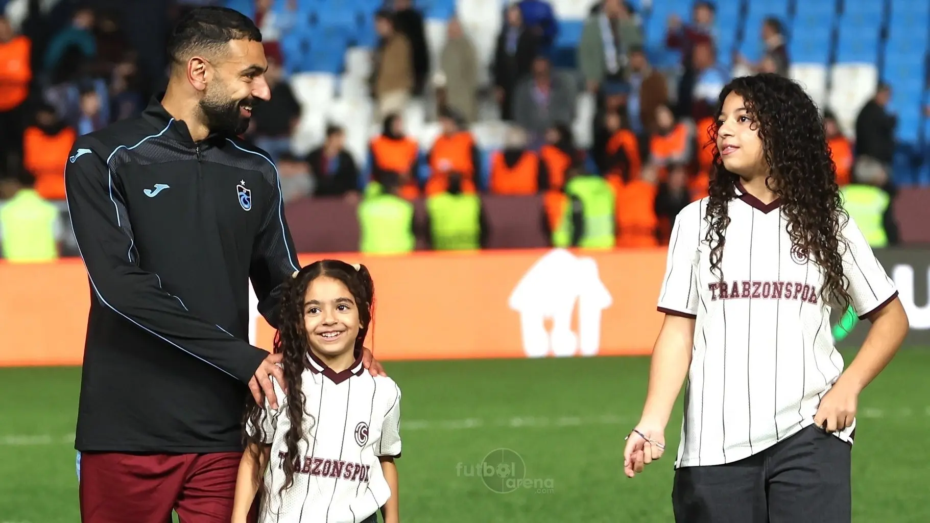 محمد صلاح يخطف الأنظار مع طرابزون سبور ومكة وكيان (إكس) محمد صلاح يخطف الأنظار مع طرابزون سبور ومكة وكيان (إكس)