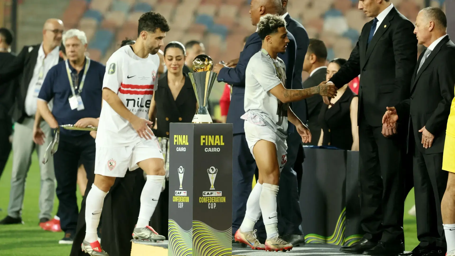 بيزيرا يوجه رسالة لجماهير الزمالك (رويترز) بيزيرا يوجه رسالة لجماهير الزمالك (رويترز)