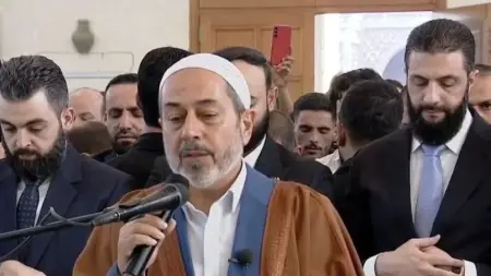 related_news_inside_blogsفيديو - الرئيس السوري يؤدي صلاة عيد الأضحى في حلب