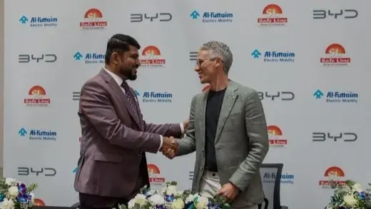 "بي واي دي" و"الفطيم للتنقل الكهربائي" توقعان مذكرة تفاهم مع "سيف لاين"