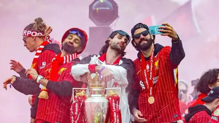 related_news_inside_blogsصور - أبرز احتفالات محمد صلاح مع ليفربول.. 37 احتفالًا لا تُنسى