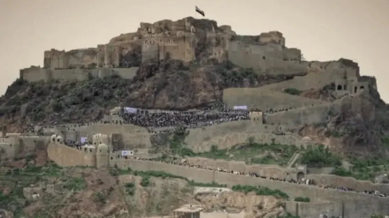 محكوم بالإعدام.. توقيف غالب القاضي ساعة محاولته الهرب من اليمن