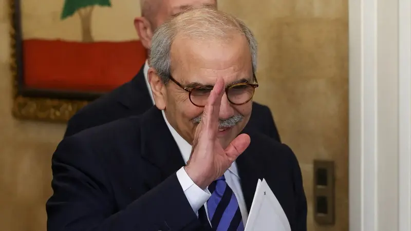 رئيس وزراء لبنان: المحادثات الاقتصادية مع إسرائيل ستكون جزءا من أي عملية تطبيع