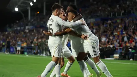 related_news_inside_blogsالقنوات الناقلة لمباراة ريال مدريد ضد ريال بيتيس اليوم في الدوري الإسباني مع الموعد