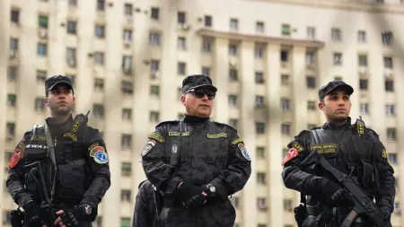 related_news_inside_blogsمصر.. القبض على المتهمين بإلقاء أكياس مياه على المصلين