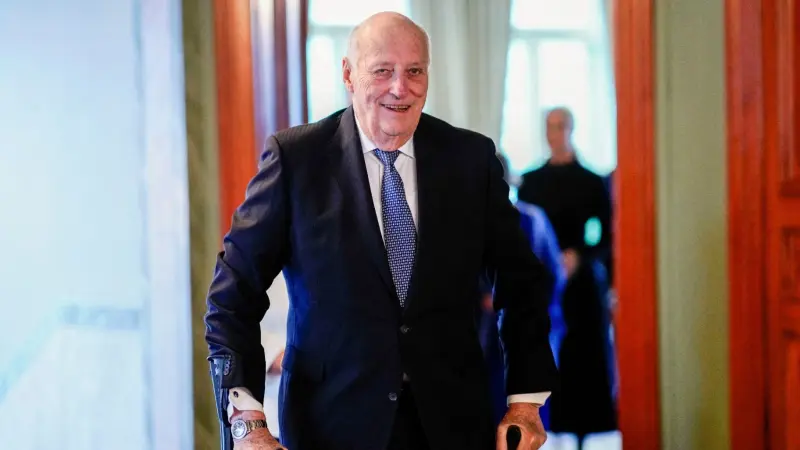 نقل ملك النرويج هارالد إلى المستشفى