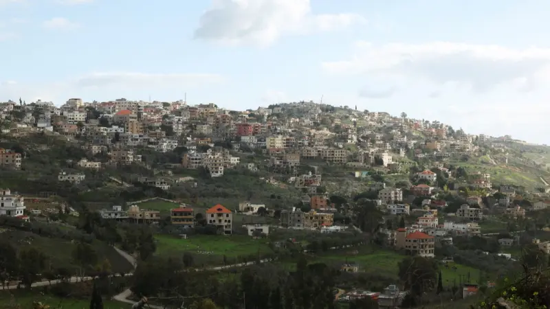 فيديو - إسرائيل تصدر تحذيرا بالإخلاء لسكان قرى في جنوب لبنان والبقاع