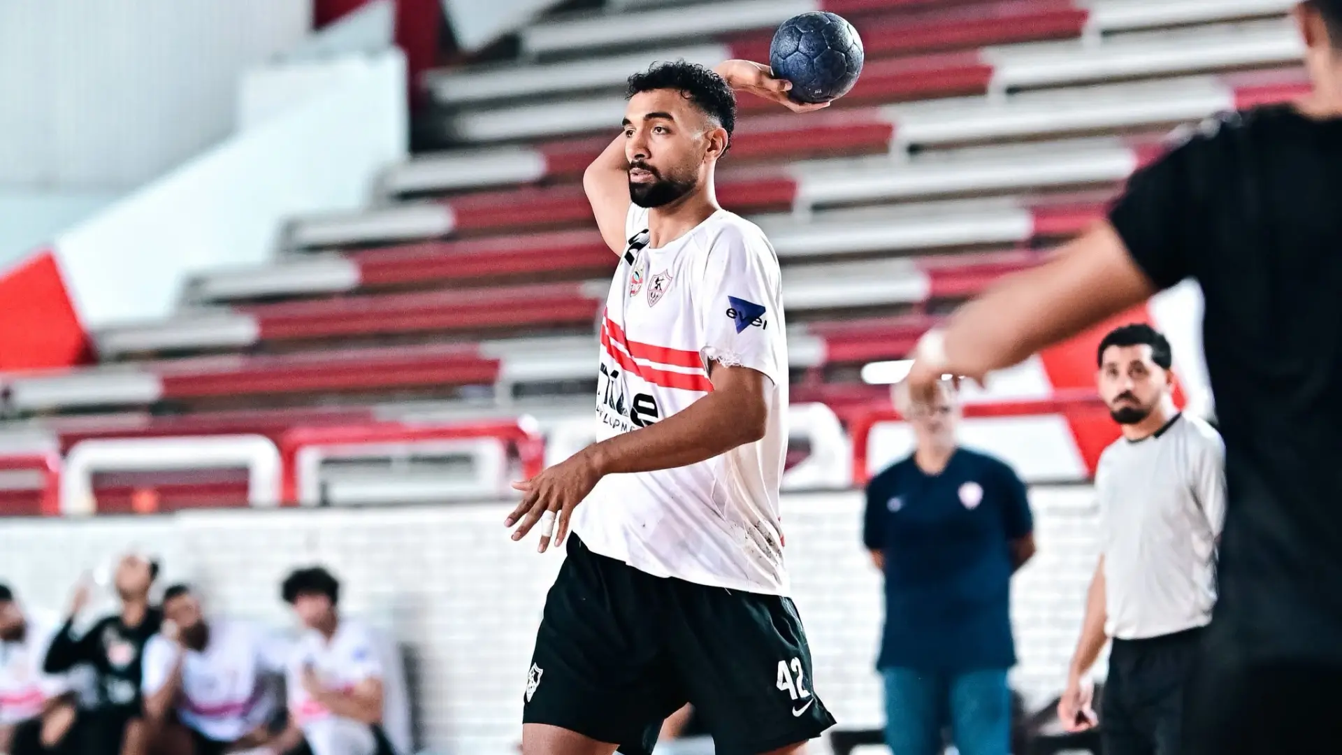 الزمالك يواجه لوس أنجلوس اليوم في كأس العالم للأندية لكرة اليد 2026 (إكس) الزمالك يواجه لوس أنجلوس اليوم في كأس العالم للأندية لكرة اليد 2026 (إكس)
