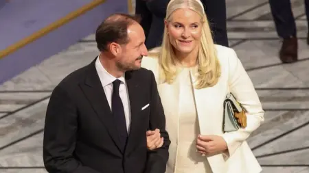 related_news_inside_blogsزوجة ولي عهد النرويج: هذا ما فعله إبستين بي