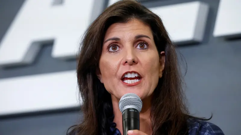 "أكسيوس": نيكي هيلي ستعلّق حملتها الانتخابية