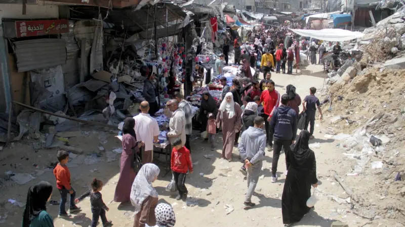 تحذيرات من تفشي الأمراض المنقولة عبر المياه في غزة مع الحر